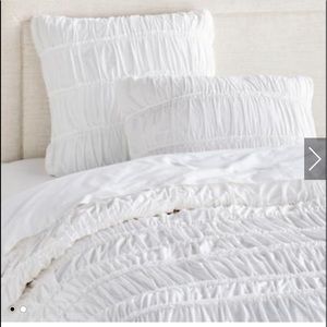 Xl twin White ruched cotton duvet Grandinroad.